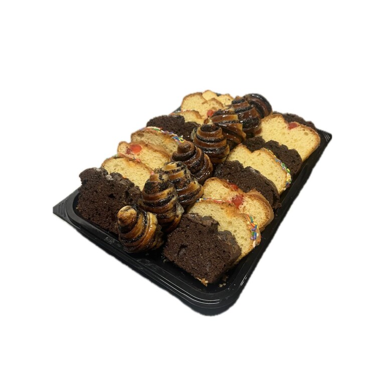 tray cut cake
